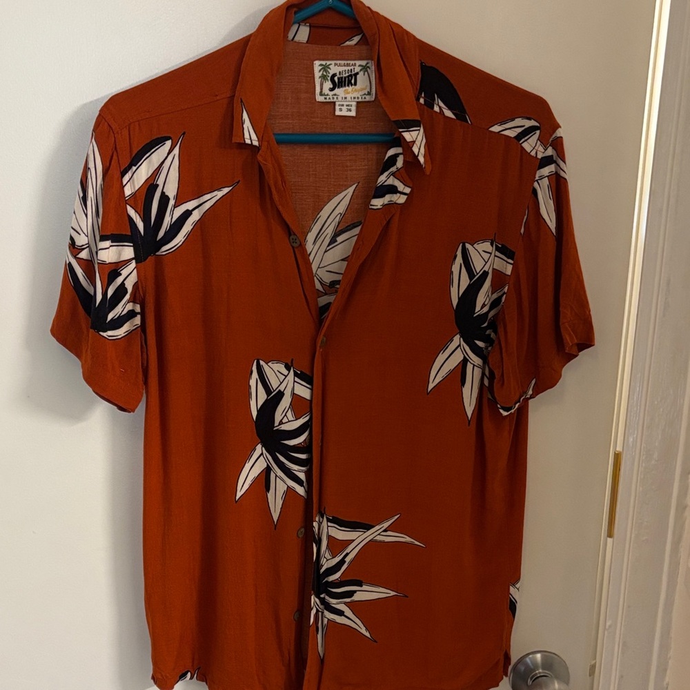 Pull&Bear Men's Rust Floral Button Down Shirt